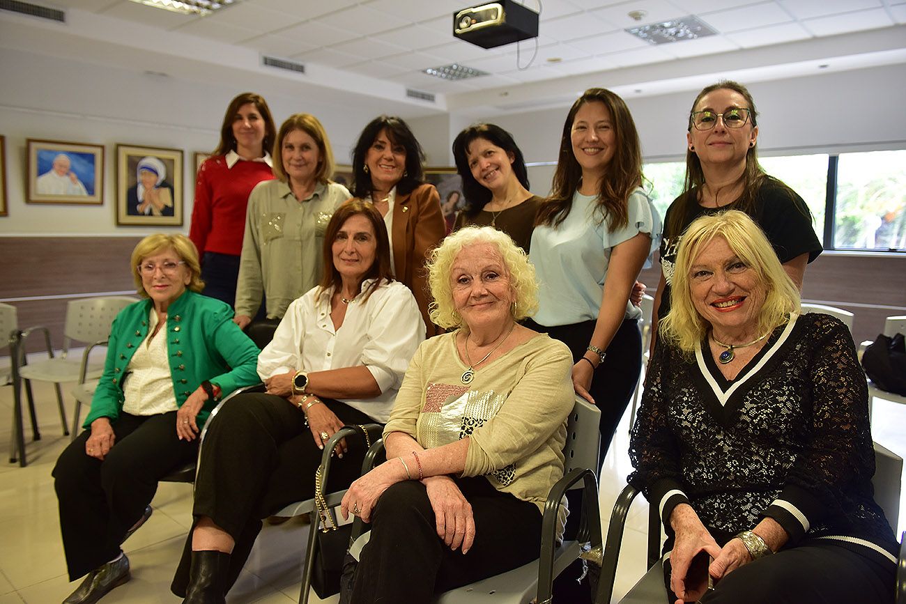 Profesionales del Consejo de Médicos y del Colegio de Abogados elaboran una guía clave para el otorgamiento de apoyos a personas con discapacidad.