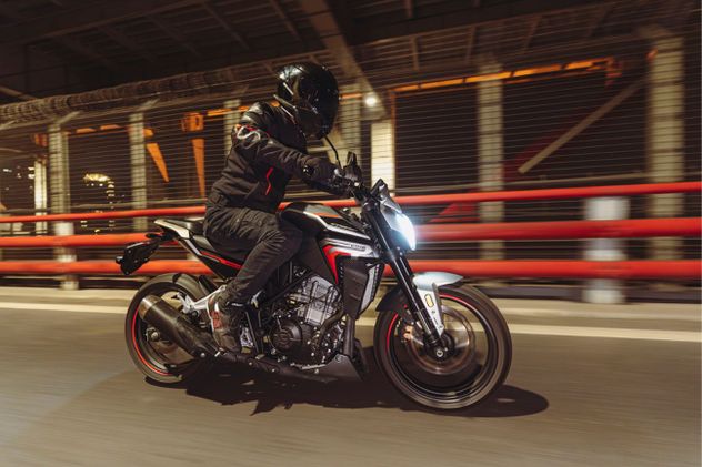 Kove 350R.-