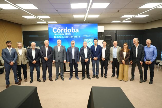 La reunión de este jueves entre el Gobierno de Córdoba, la Municipalidad de Villa María y representantes de la empresa china que evalúa inversiones en agroindustria.