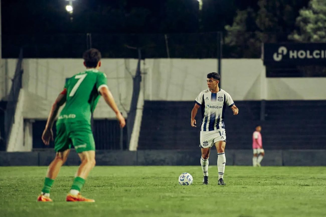 Talleres vs. Banfield, por el Torneo de Reserva.