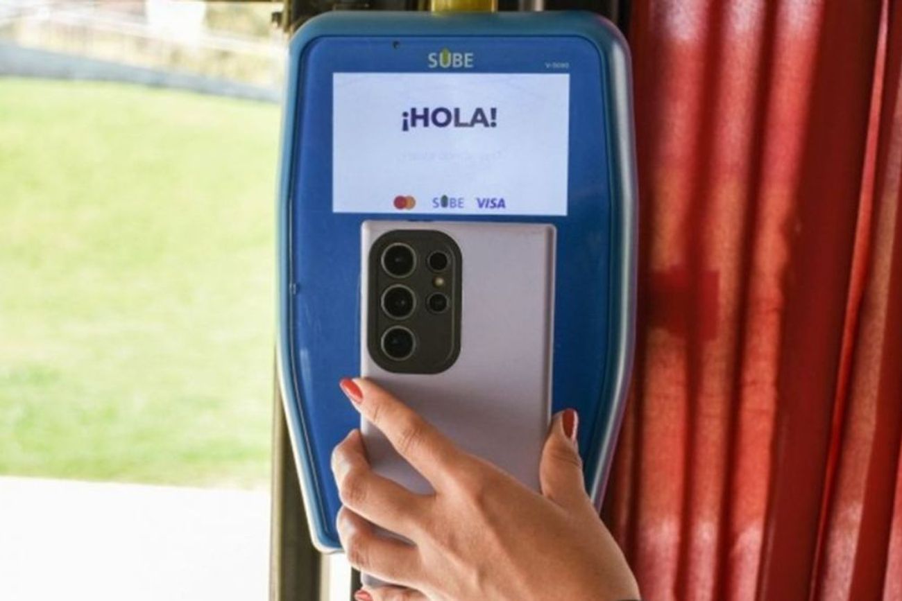 Adiós a la SUBE física: el paso a paso para pagar el transporte con Cuenta DNI.
