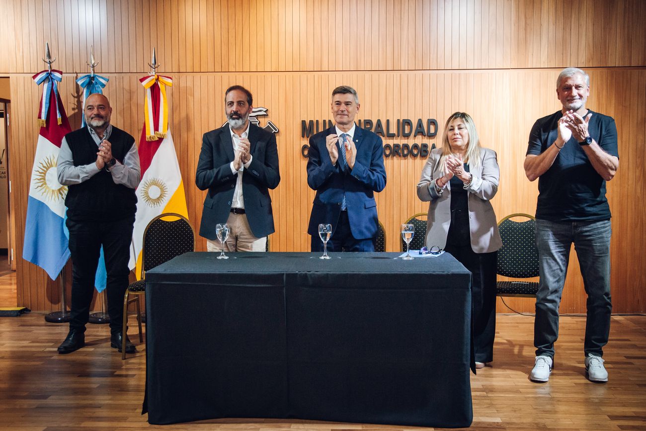 Lanzamiento del concurso "Separar tiene premio" en el Palacio Municipal 6 de Julio. 