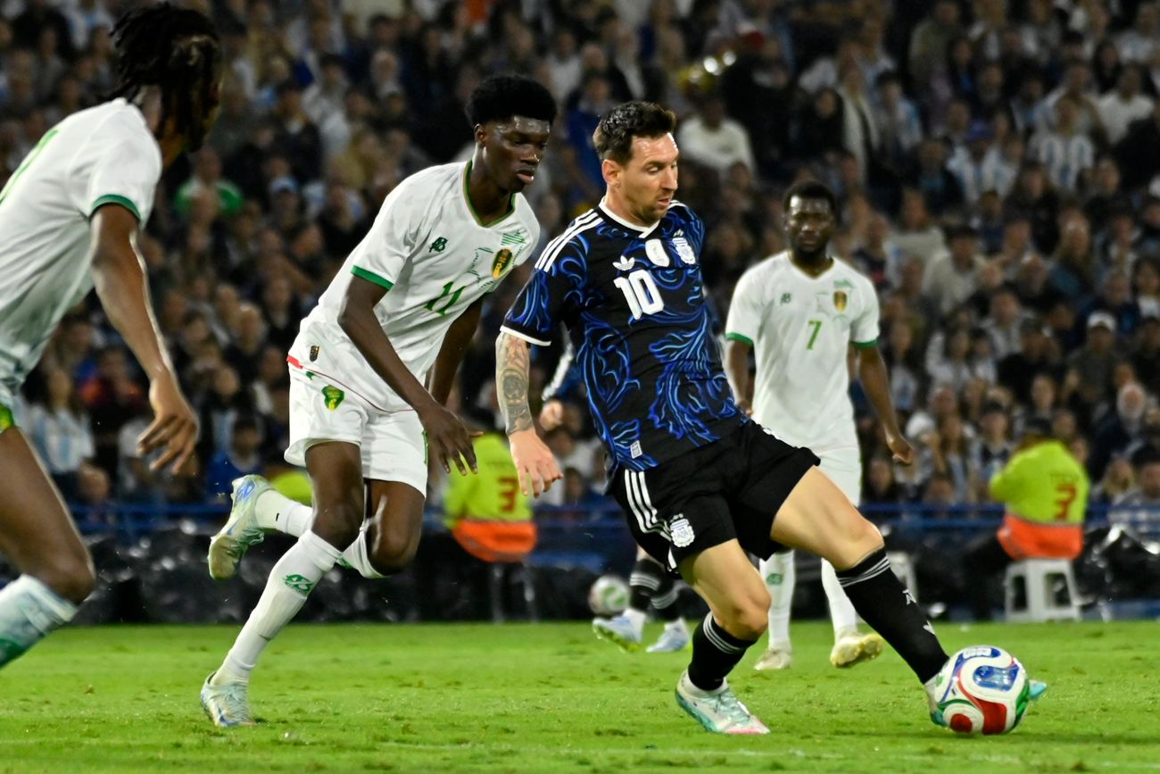 Lionel Messi, en el Argentina vs. Mauritania en la Bombonera.