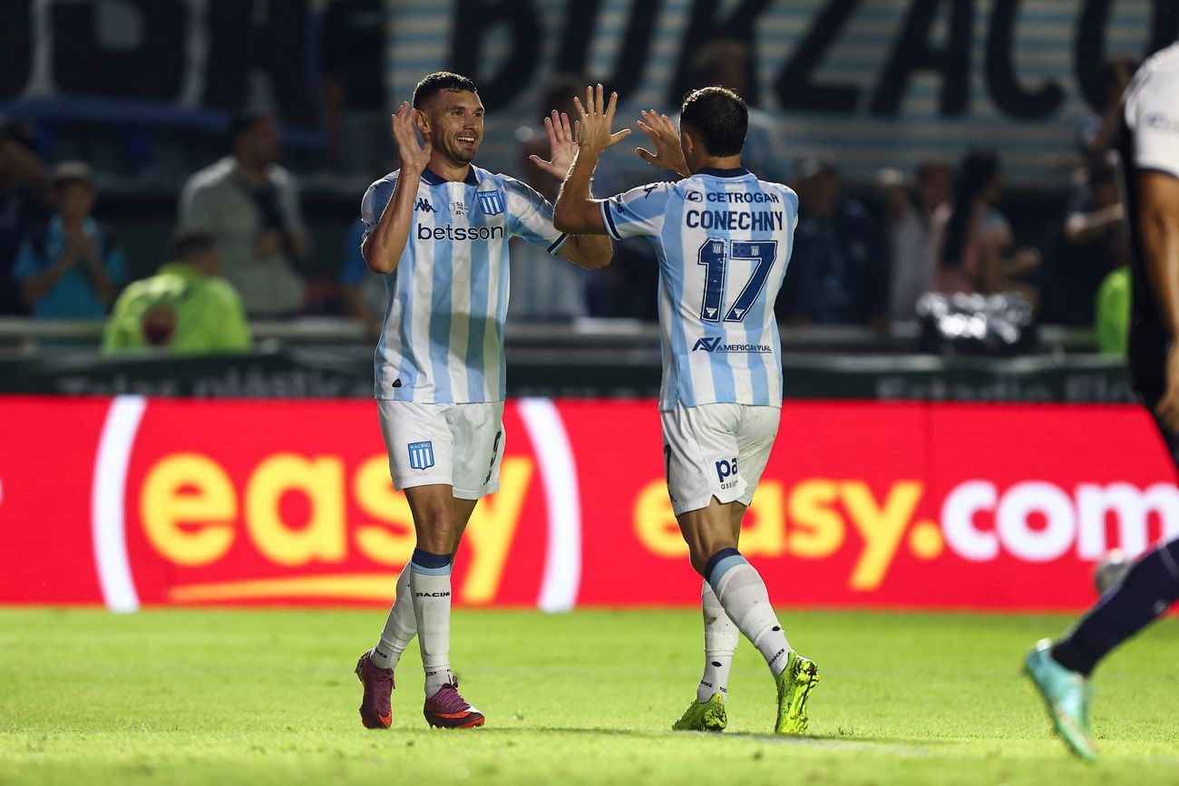 Racing abrirá la competencia en la Copa Sudamericana. 