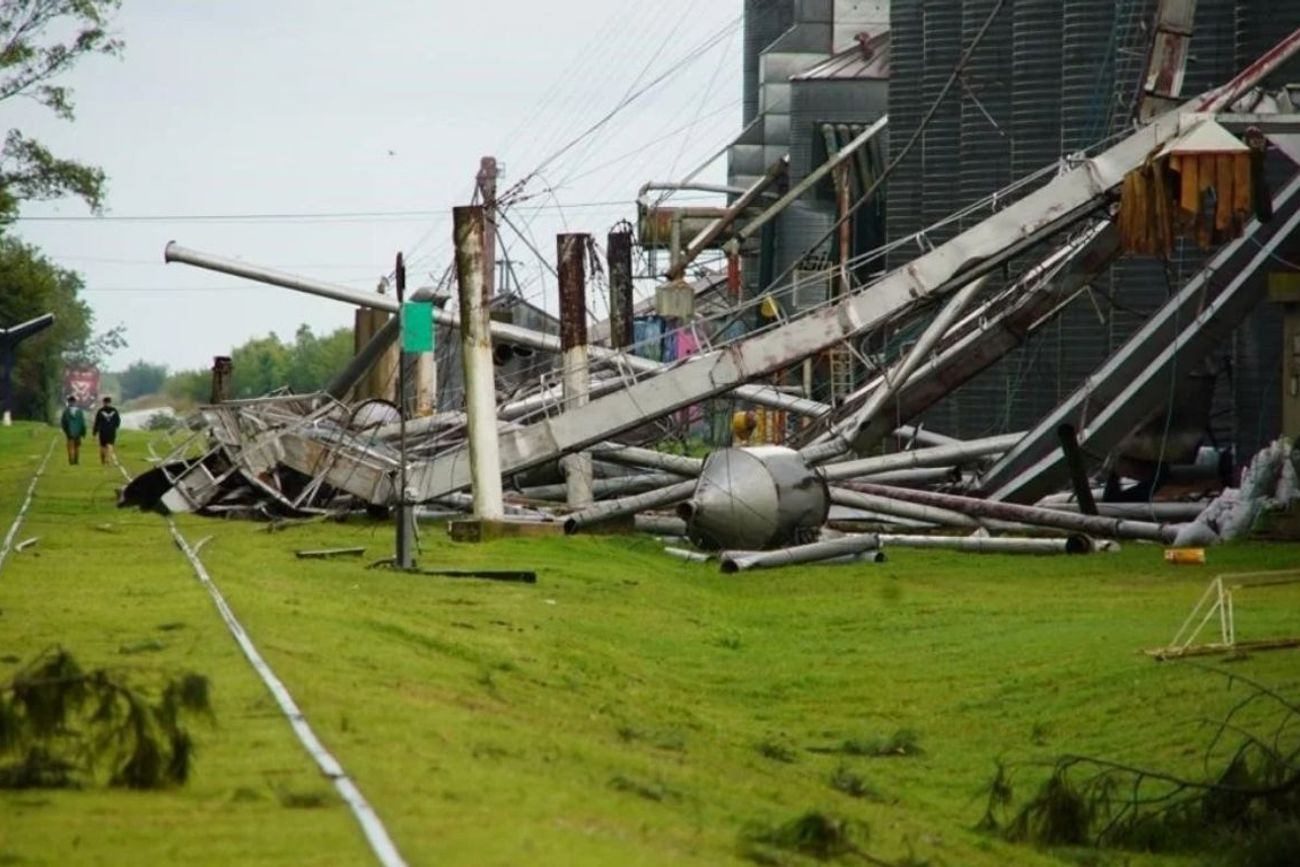 Un tornado provocó destrozos en Bombal, Santa Fe. (El Litoral) 