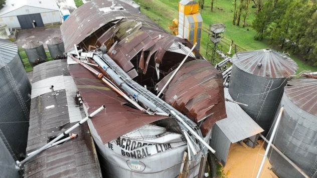 Un tornado provocó destrozos en Bombal, Santa Fe. (El Litoral) 