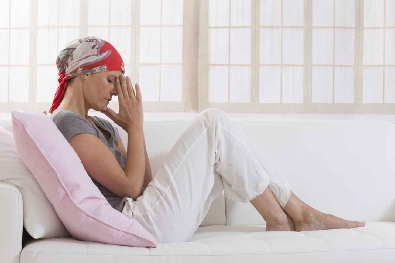 12 tipos de cáncer, la misma conclusión. Las mujeres sobreviven más que los hombres, pero sufren más efectos secundarios. 