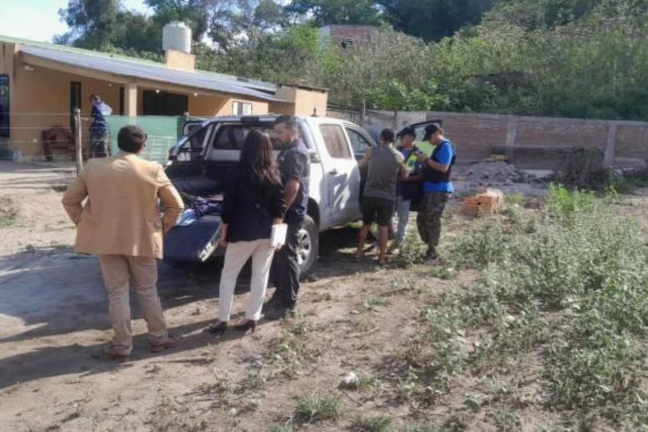 Tucumán: condenaron a un expolicía por sacar presos de una comisaría y hacerlos trabajar en su casa