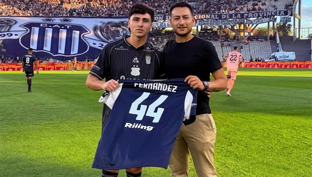 Santiago Fernández. Dijo que se enteró del interés de Al Nassr de Cristiano Ronaldo por su representante Emmanuel Juárez. "No profundizamos nada", dijo.