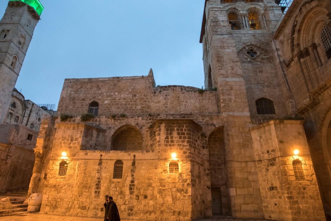 Italia califica de "ofensa" la prohibición de Israel a la misa de Domingo de Ramos en el Santo Sepulcro
