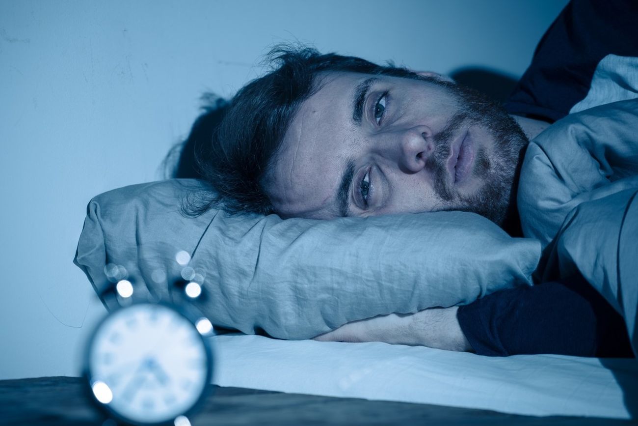 Dormir 4 horas equivale a estar alcoholizado: el alerta de especialistas.