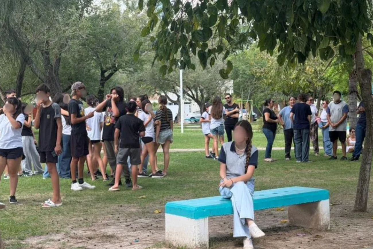 San Cristóbal: vecinos y alumnos se reunieron en una marcha pidiendo justicia tras el asesinato del alumno