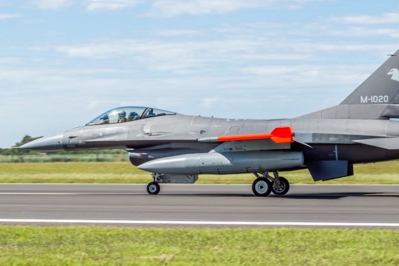 Los F-16 en el cielo de Córdoba: comenzó la etapa de entrenamiento para los pilotos de la Fuerza Aérea