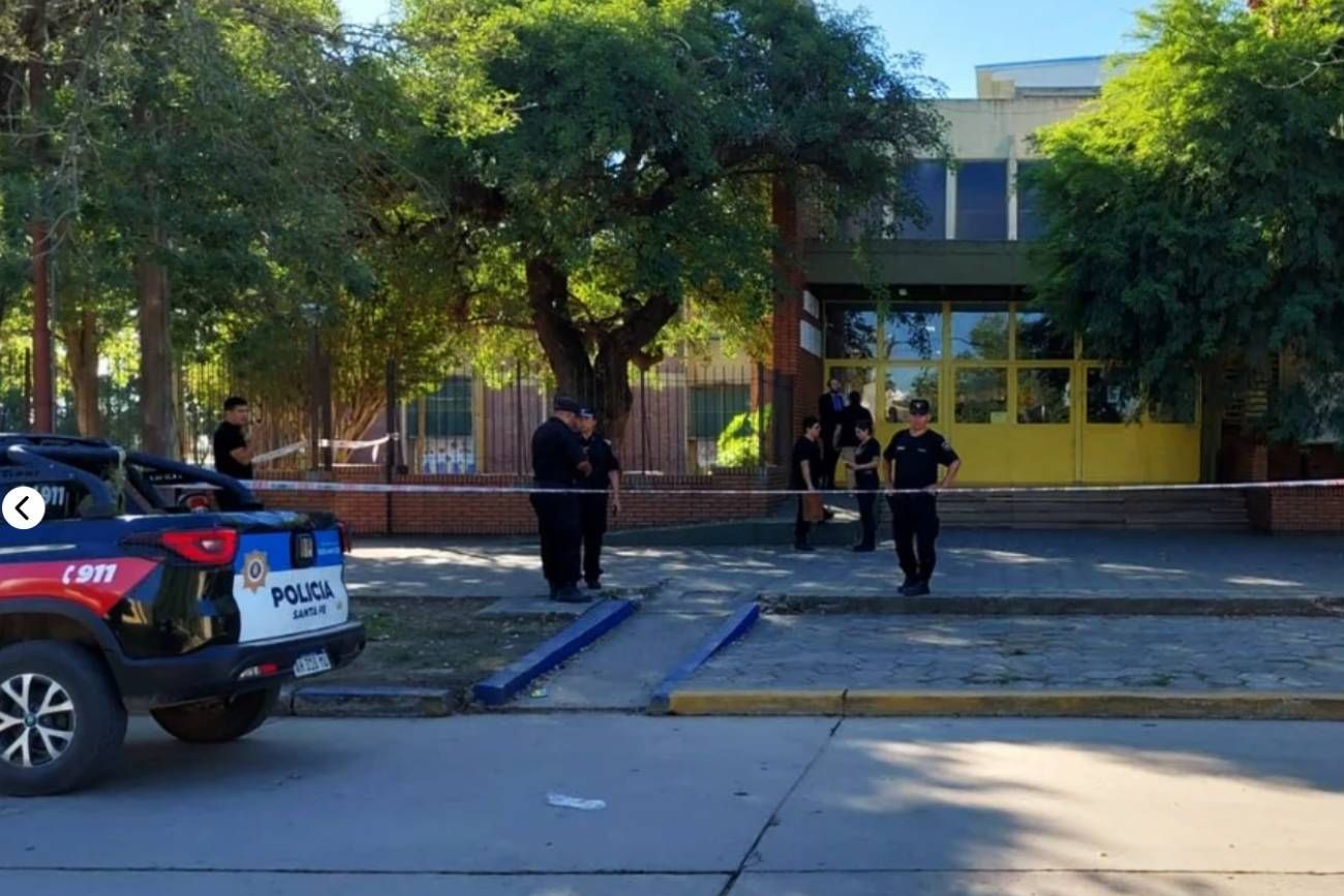 Tiroteo en colegio de San Cristóbal, Santa Fe.