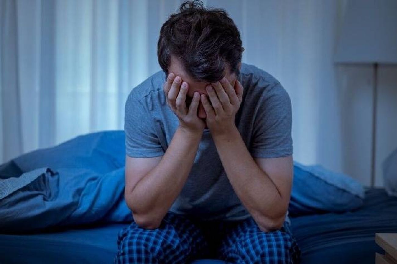 Dormir 4 horas equivale a estar alcoholizado: el alerta de especialistas.
