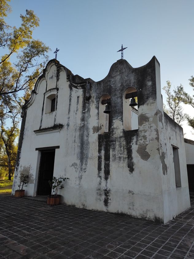 Capilla de la Estancia Yucat, patrimonio histótico y religioso cerca de Villa María.