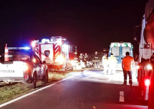 Cuatro muertos en la ruta 5 en Buenos Aires en una tragedia que enluta a Carlos Casares. 