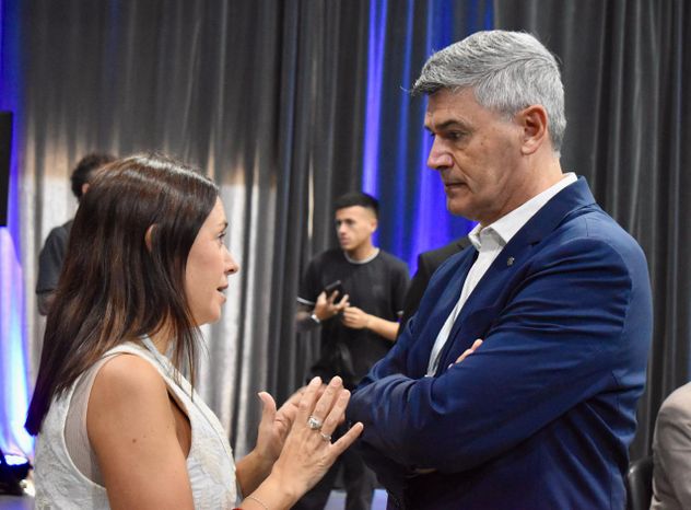 La diputada Carolina Basualdo y el intendente Daniel Passerini. 