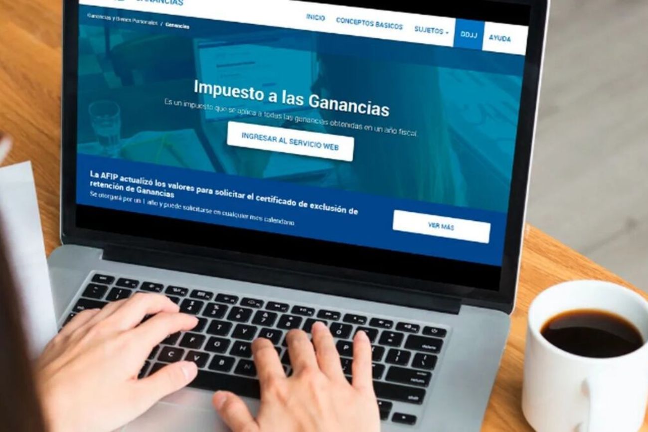 Impuesto a las Ganancias.