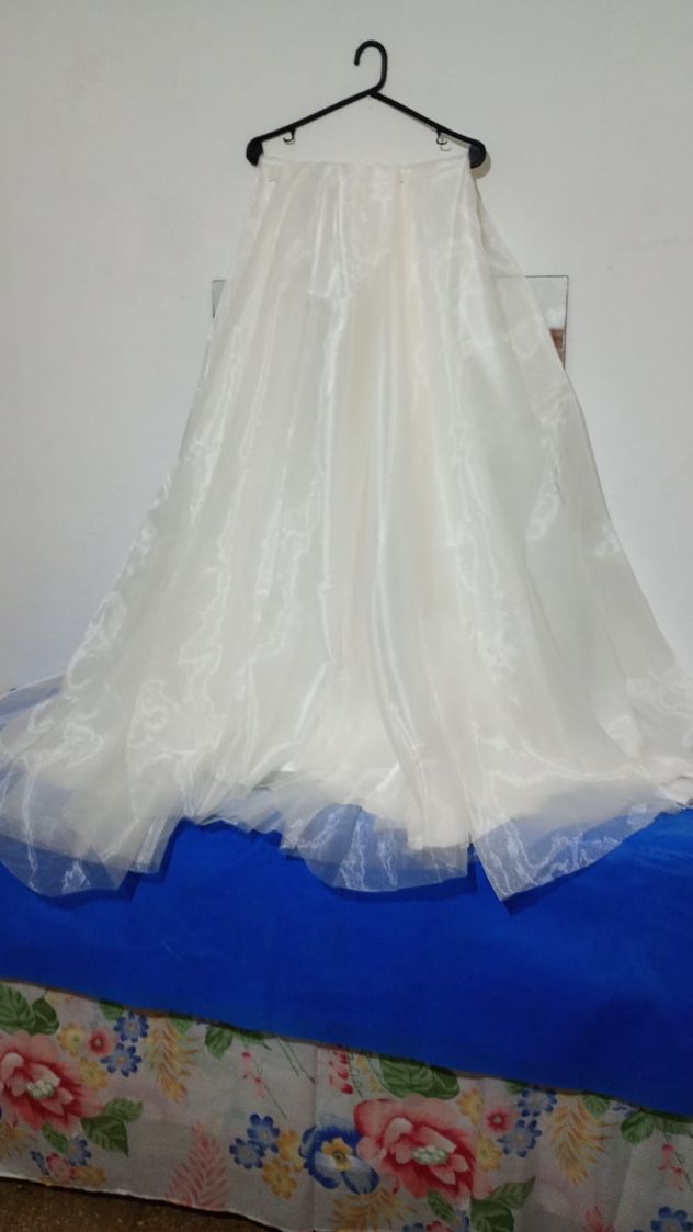 El vestido, como la wedding se lo entregó. (Gentileza)