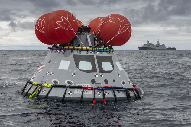 Exploration Ground Systems, con sede en el Centro Espacial Kennedy en Florida, desarrolla y opera los sistemas e instalaciones necesarios para procesar, lanzar y recuperar cohetes y naves espaciales para las misiones Artemis de la NASA.