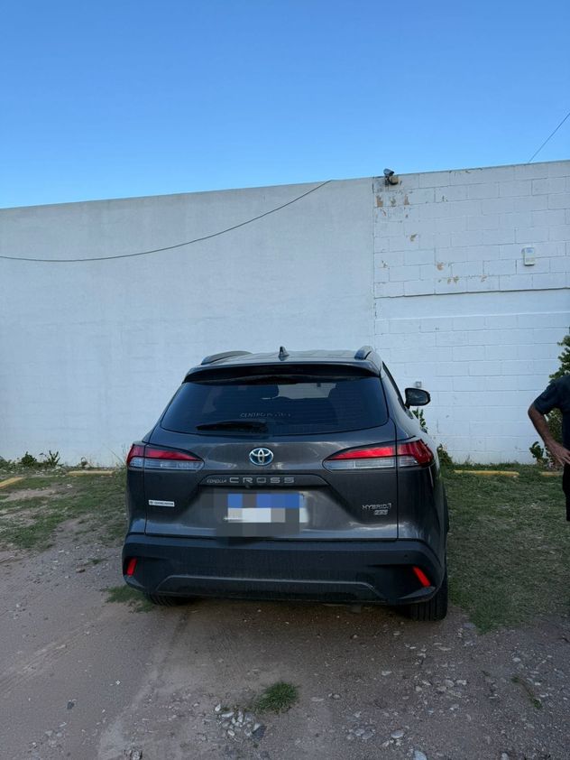 El secuestro del dinero y el daño en el auto. (Policía)