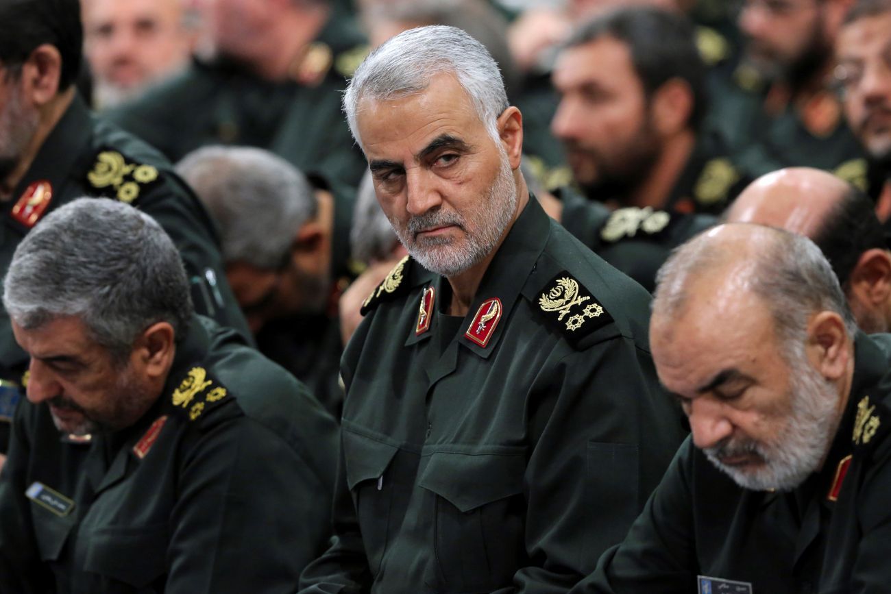ARCHIVO -18 de septiembre de 2016. El general de la Guardia Revolucionaria, Qassem Soleimani, asiste a una reunión en Teherán, Irán. 