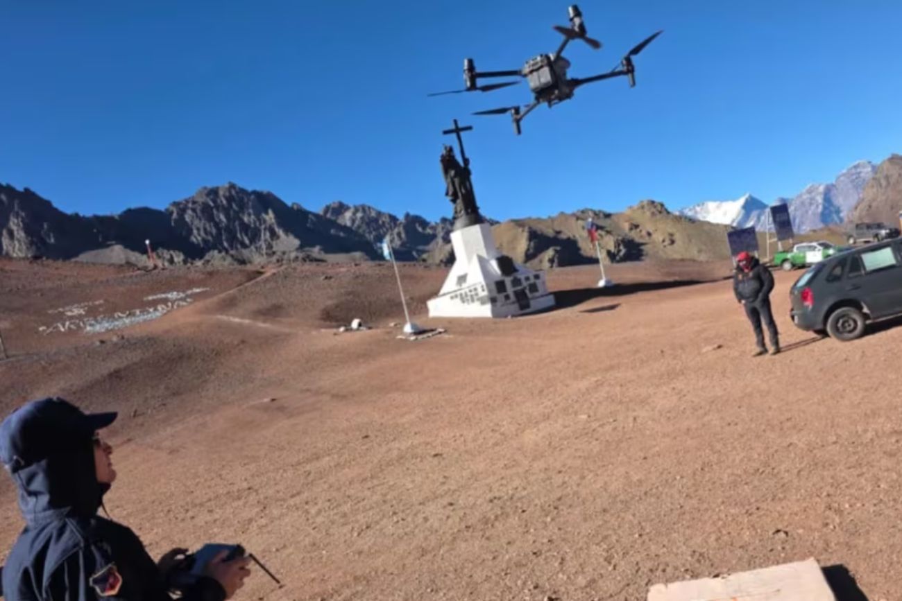 Encontraron muerto a un andinista que quiso escalar en solitario un cerro en el límite entre Argentina y Chile.