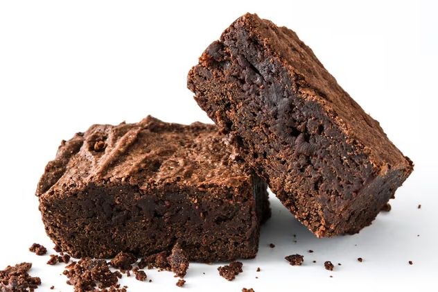 Brownie proteico sin harina: receta fácil y rápida en pocos minutos.