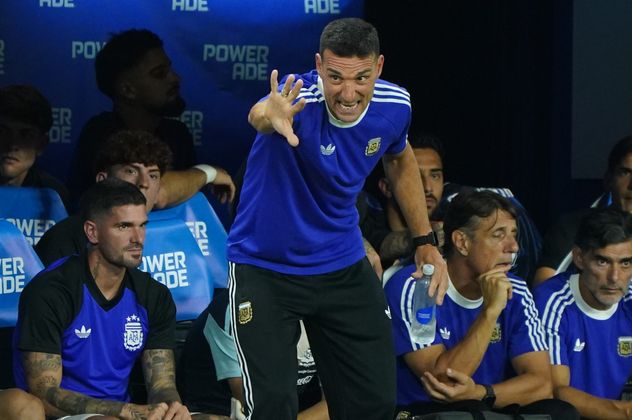 Lionel Scaloni, entrenador de la selección argentina, en el partido ante Zambia.