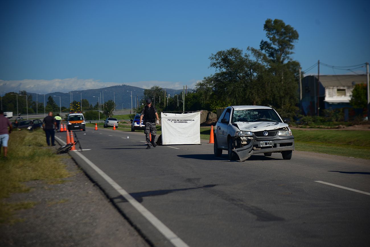 Ciclista murió atropellado por un auto en barrio Aeronáutico, Córdoba.