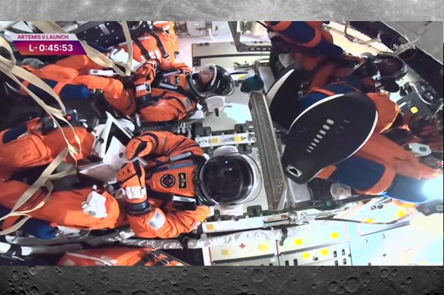 Los astronautas de Artemis II dentro del cohete.