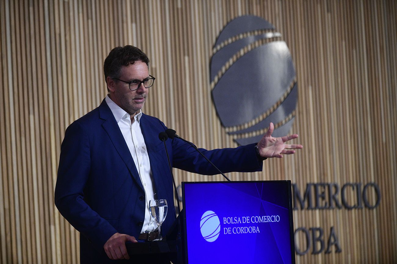 Bolsa de Comercio de Córdoba. Contexto Internacional y caso YPF. Apertura con Guido Sandleris.