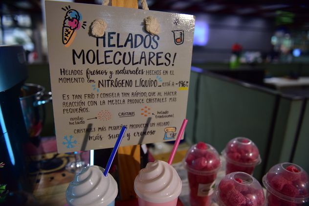 Popurrí, el emprendimiento que innova con helados de nitrógeno.