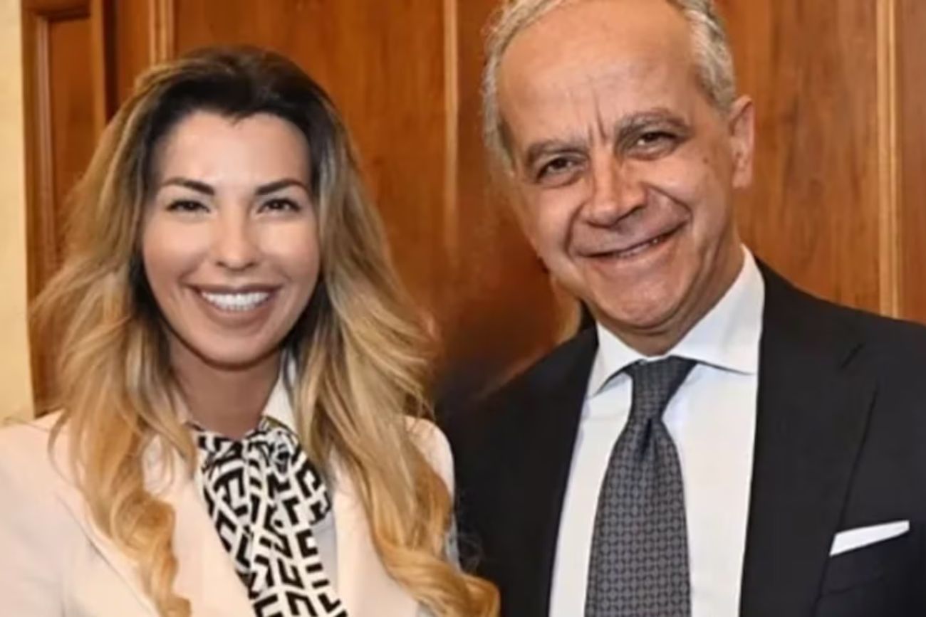 Italia: investigan al ministro del Interior por una periodista que dijo ser su amante