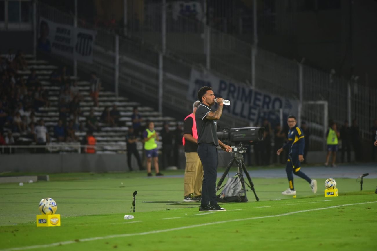 Talleres perdió con Boca en el estadio Mario Kempes por el Torneo Apertura de la Liga Profesional. (Nicolás Bravo / La Voz)