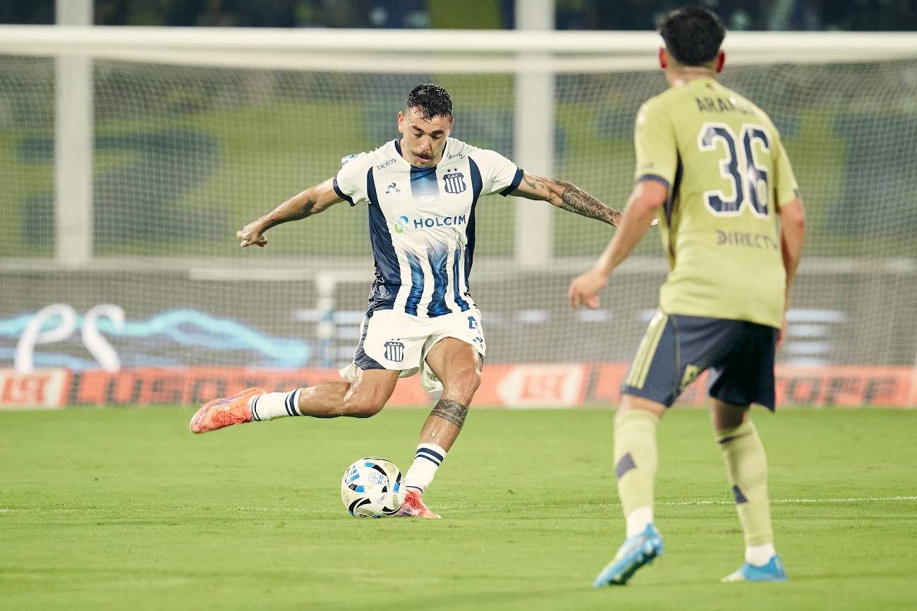 Matías Catalán.Desde este jueves, el defensor comenzó a entrenarse separado del plantel por decisión de la dirigencia. Su contrato vence a fin de año y, tras varios intentos para extender el vínculo, ni el jugador ni su representante respondieron.
