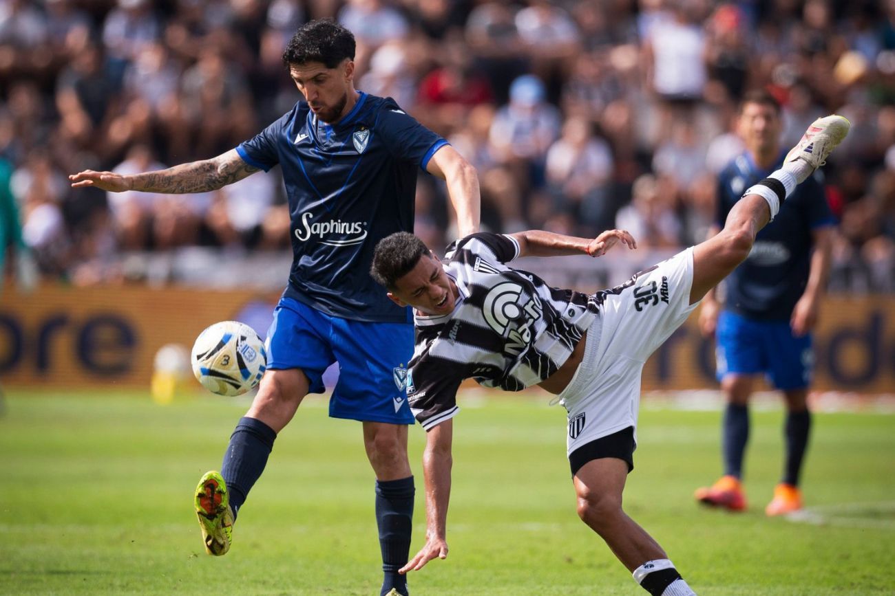 Vélez en su visita a Gimnasia de Mendoza.