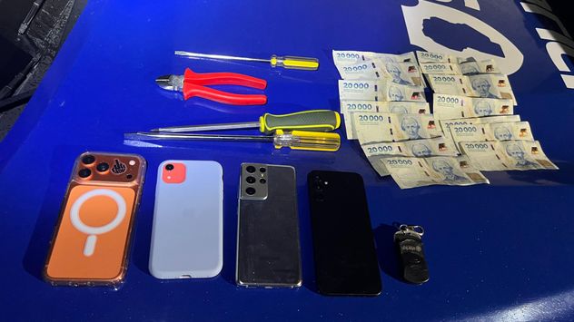 Quisieron coimear a la Policía y terminaron detenidos: secuestraron vehículos y un inhibidor