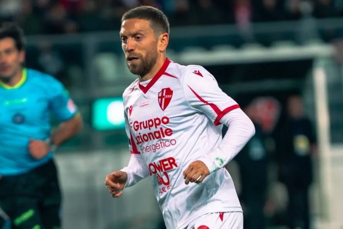 Papu Gómez deberá estar más tiempo parado.