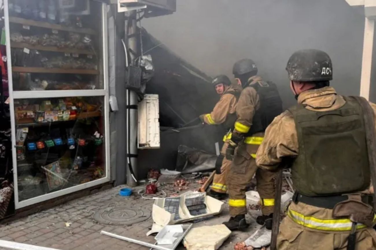 Un ataque ruso con drones a un mercado en Ucrania dejó cinco muertos y más de 20 heridos. (Gentileza BBC)