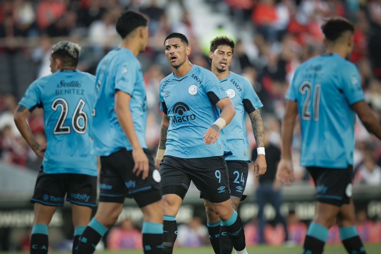 Belgrano perdió 3-0 en visita a River por el Torneo Apertura de la Liga Profesional. (Fotobaires) 