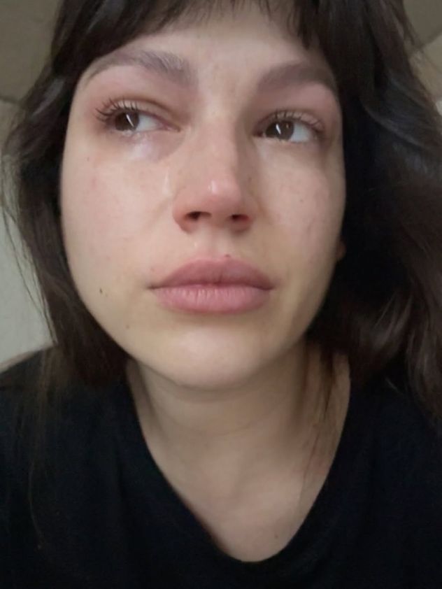 Úrsula Corberó compartió más fotos de Dante y Chino Darín