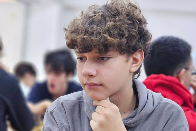 Valentino Koncurat, de Villa María, festejó el título.