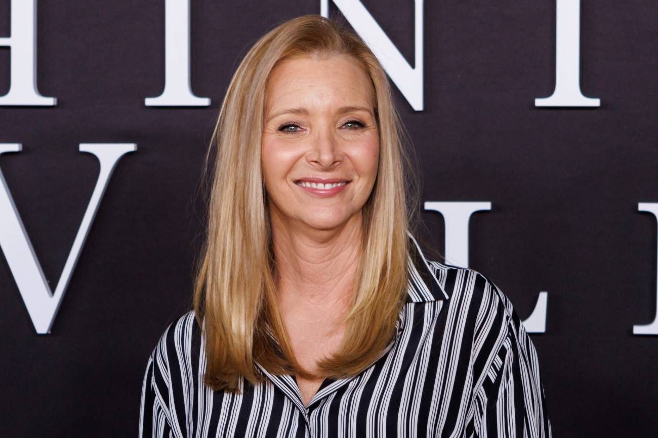 Lisa Kudrow dijo que las nuevas sitcoms no hacen chistes porque temen “incomodar a la gente”