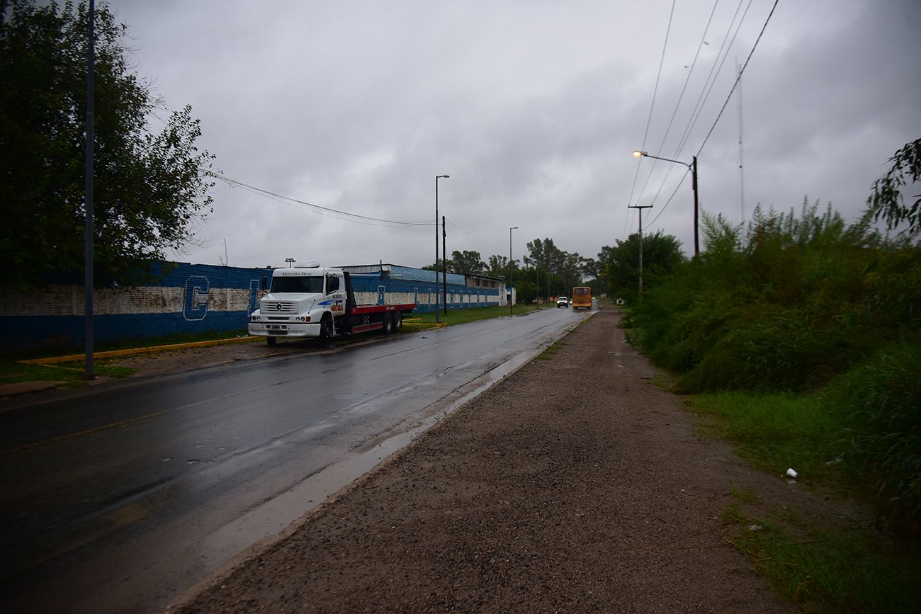 La zona próxima al crimen, en Camino a Chacra de La Merced, se encuentra dominada por descampados. (Pedro Castillo