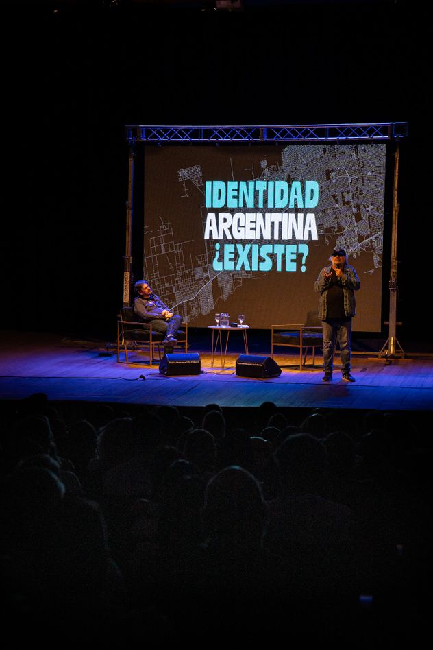 Pedro Saborido y Felipe Pigna vuelven a Córdoba con "Historias Argentinas". 