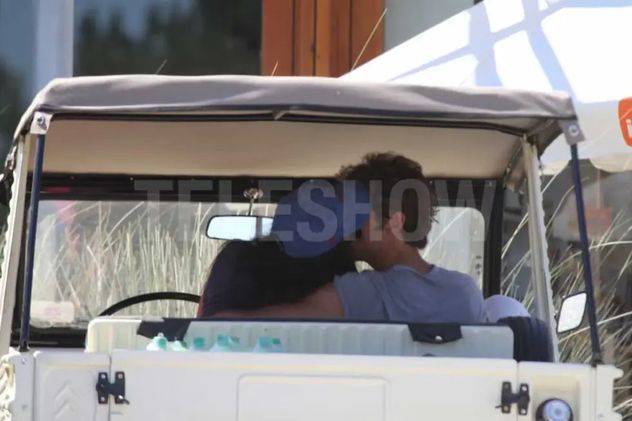 Zaira Nara a los besos con Robert Strom en Punta del Este.