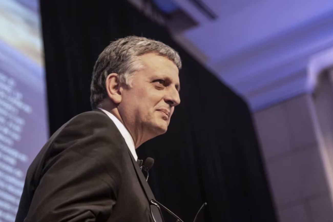YPF postergó aumentos de combustibles: el CEO aseguró que "no es intervención" y apuesta al libre mercado