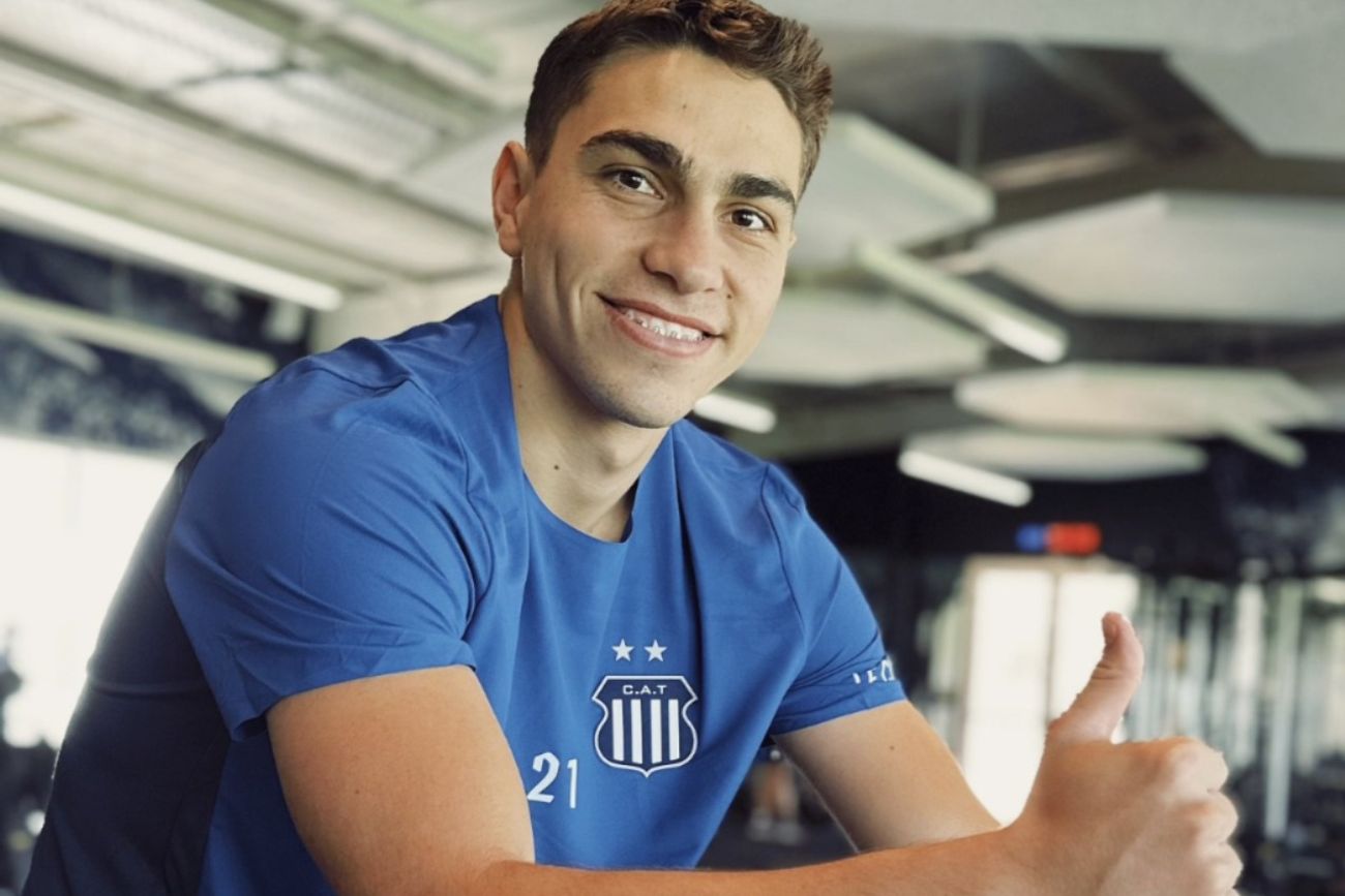 Matías Gómez.Tras ser intervenido con éxito de una nueva rotura de ligamentos cruzados, el joven volante de Talleres, continúa con su recuperación en el gimnasio del Card. 